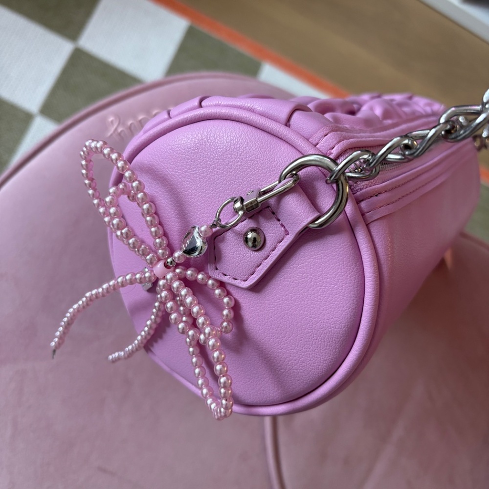 NWT Juicy Couture pink barrel bag - Picture 3 of 3